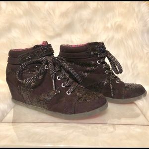 Black Justice Hightop Sneakers Size 5